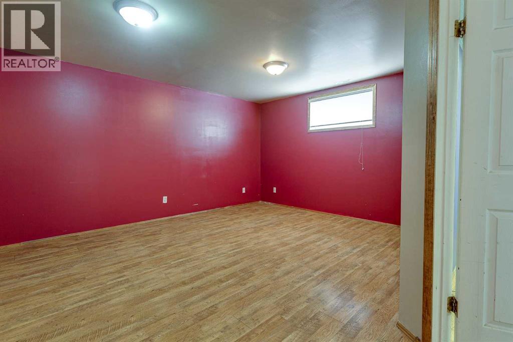82 Ruttan Close - 31