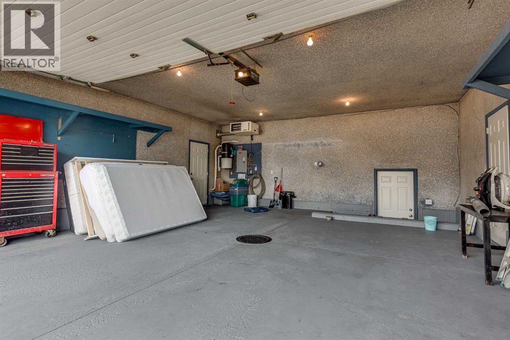 82 Ruttan Close - 38