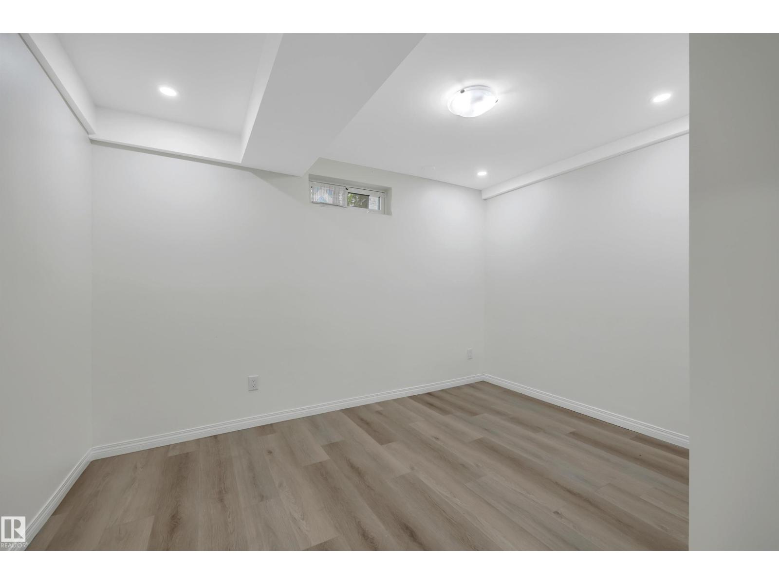 3607 53 street - 30