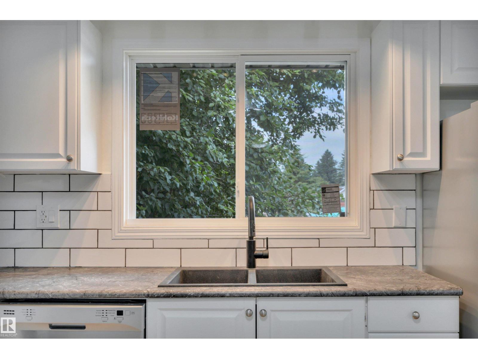 3607 53 street - 14