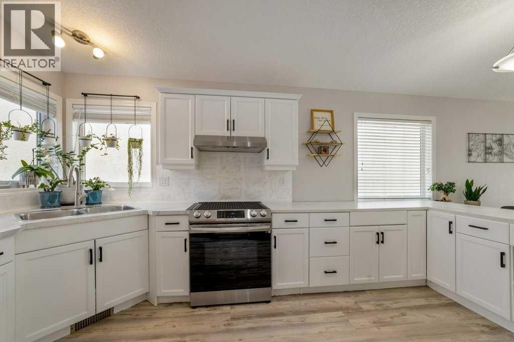 215 Grand River Boulevard W - 11