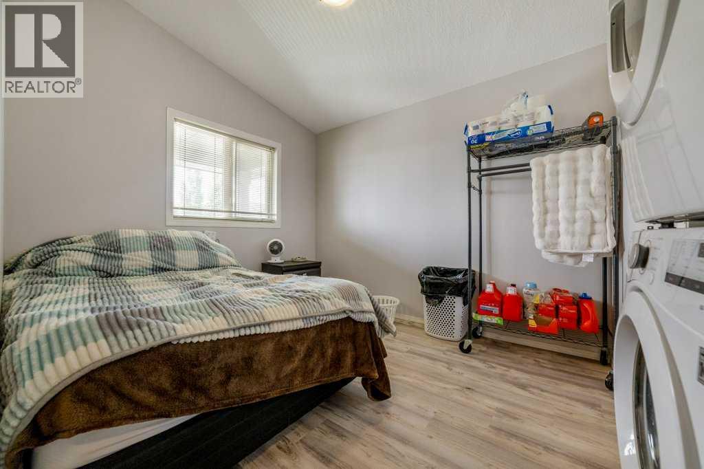 215 Grand River Boulevard W - 13