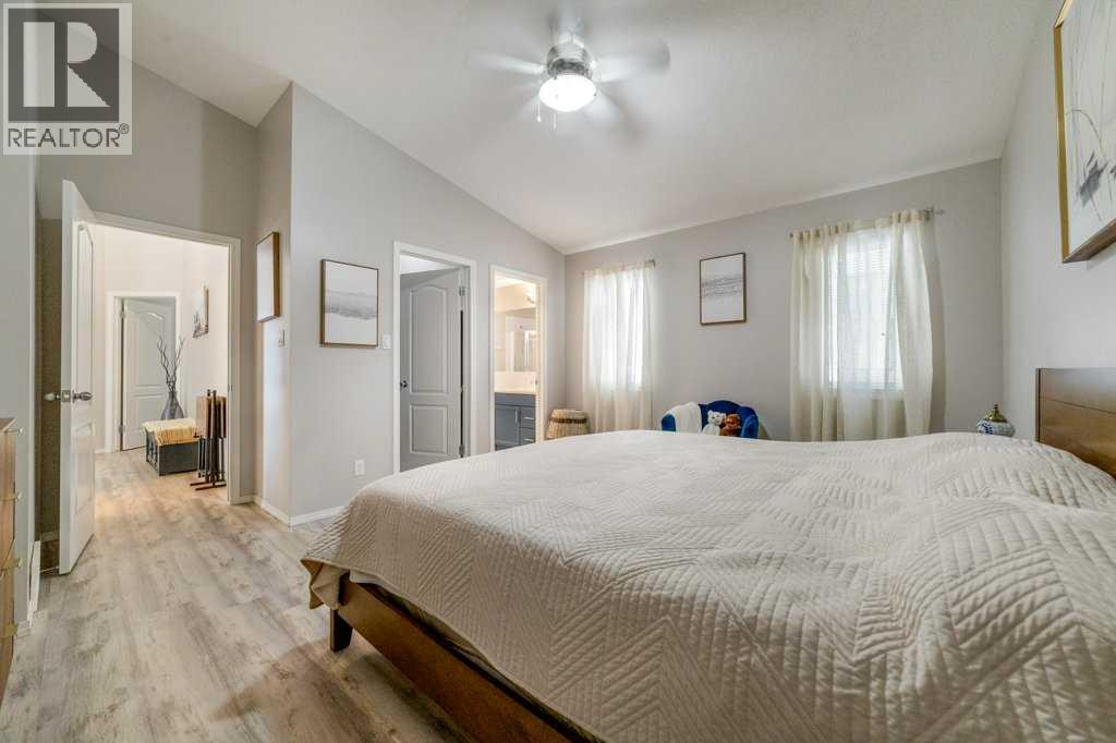 215 Grand River Boulevard W - 18