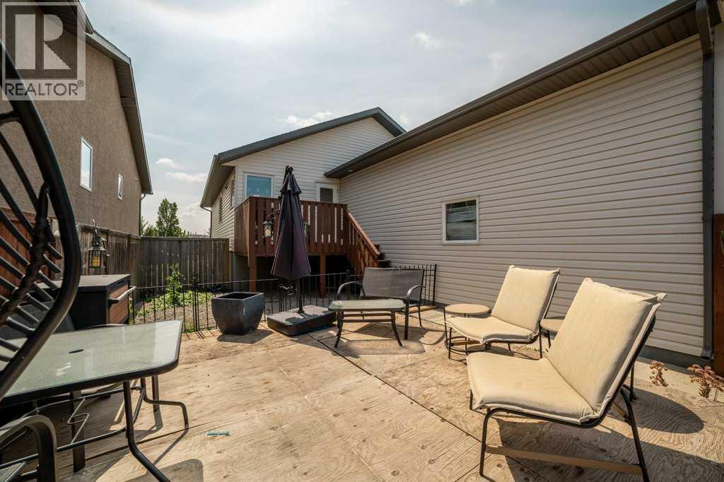 215 Grand River Boulevard W - 36