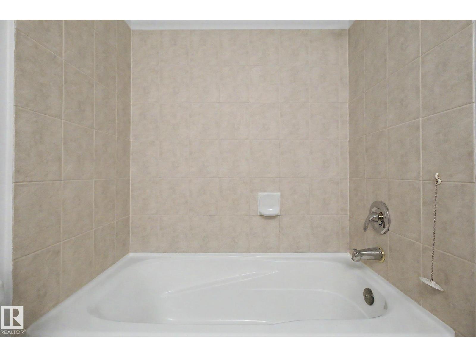 #213 17404 64 AV NW - 22