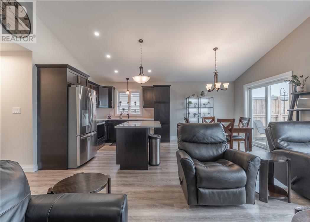4349 Larocque Avenue - 3