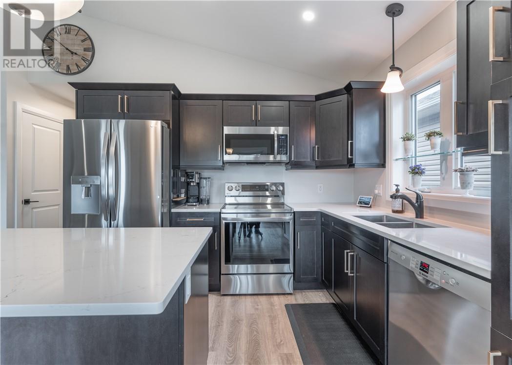 4349 Larocque Avenue - 7