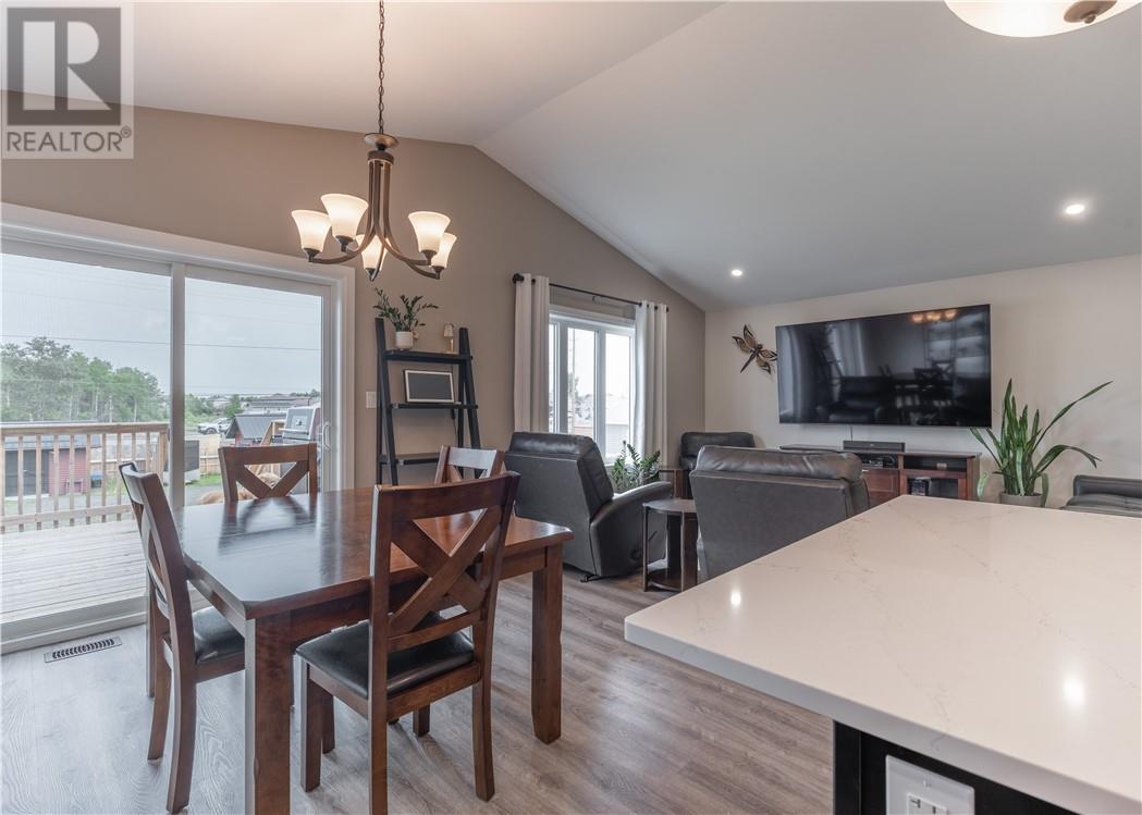 4349 Larocque Avenue - 6