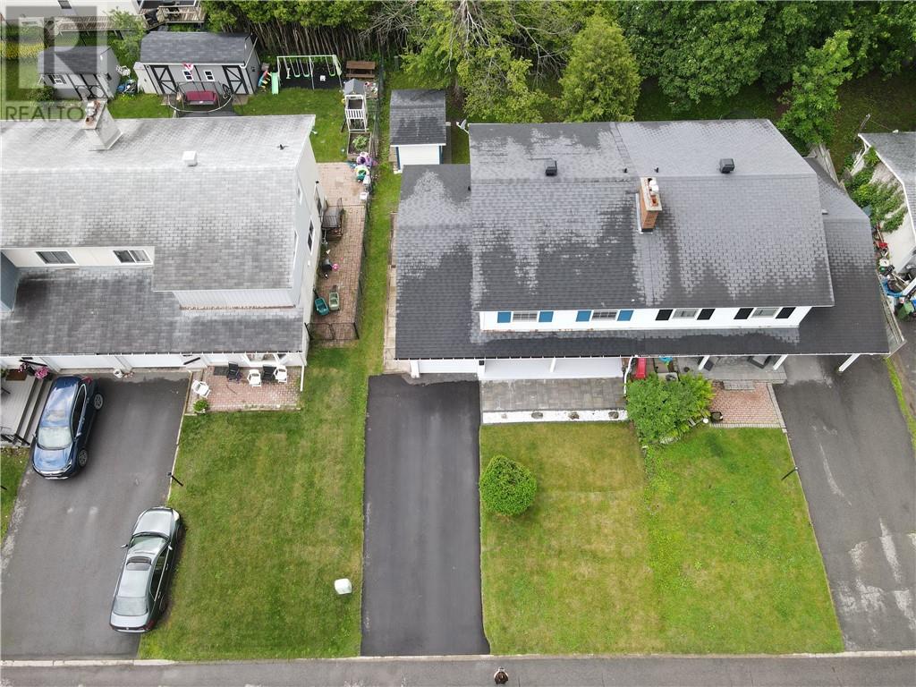 12 Downsview Crescent - Image 89