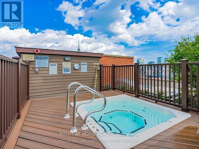 #TH 8A 801 KING STREET W - Image 33