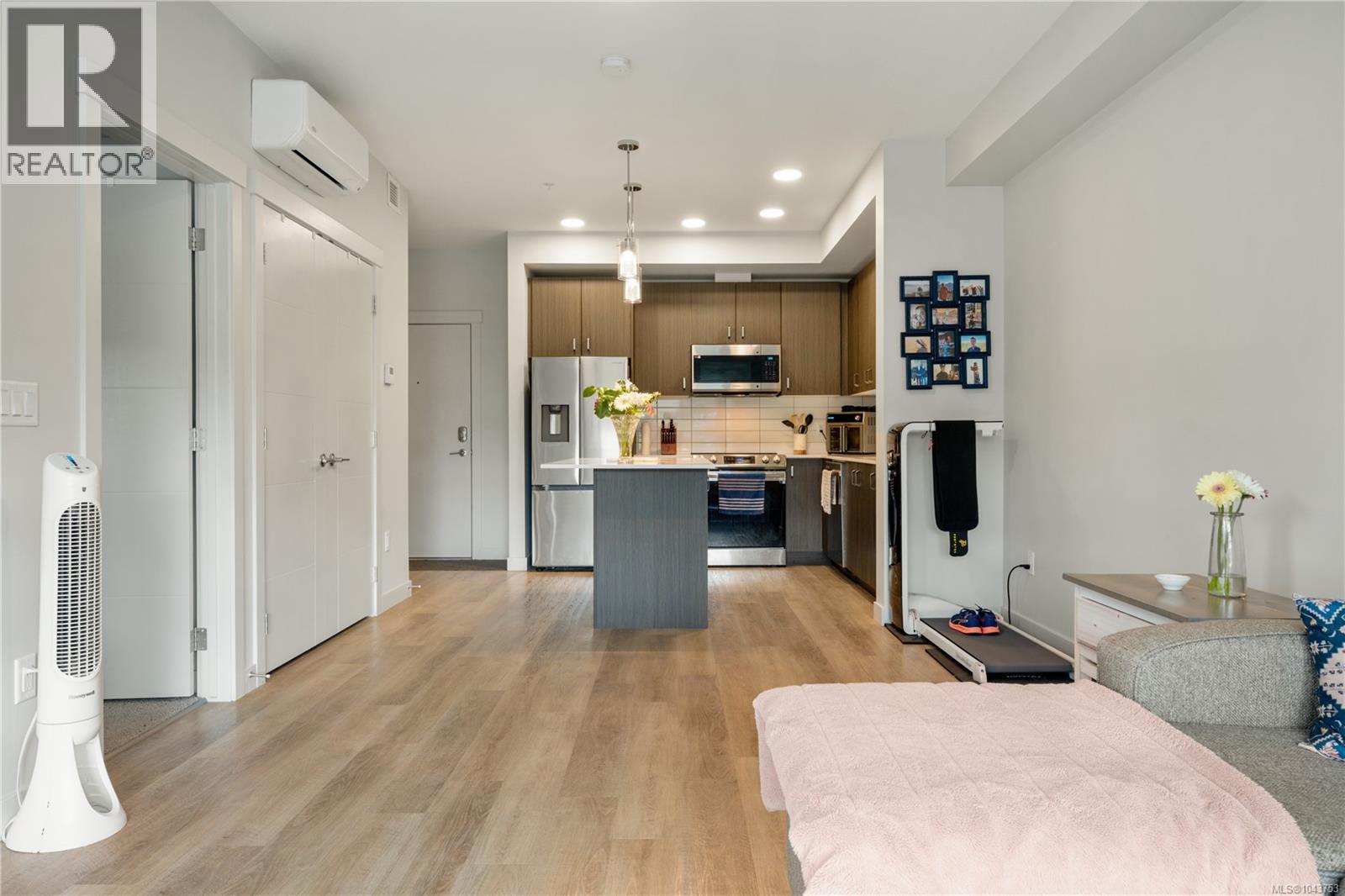 #212 140 Jensen Ave W - 20