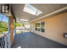 83 Kootenay Avenue S, Fruitvale, BC V0G1L0 Photo 14