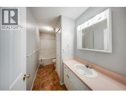 83 Kootenay Avenue S, Fruitvale, BC V0G1L0 Photo 21