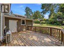 Kitchen - 1688 Maple Bay Rd, Duncan, BC V9L5N7 Photo 7