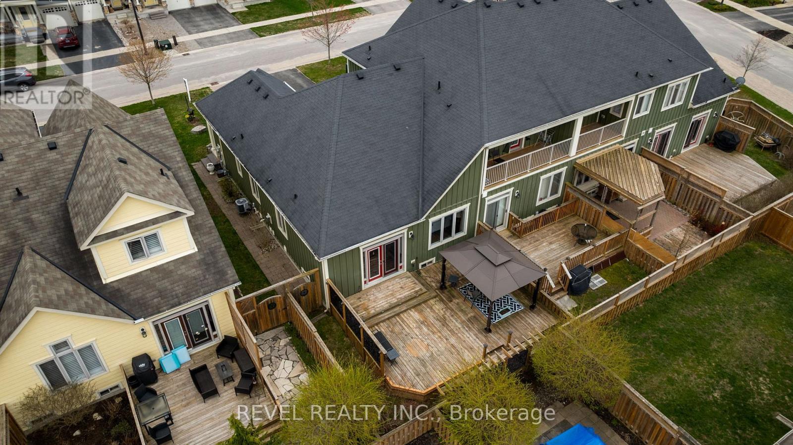 42 SANDY COAST CRESCENT - 34