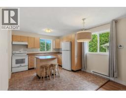 Kitchen - 1688 Maple Bay Rd, Duncan, BC V9L5N7 Photo 6
