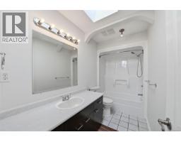 1688 Maple Bay Rd, Duncan, BC V9L5N7 Photo 56