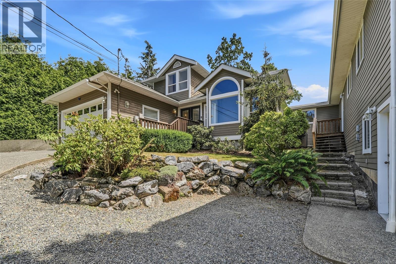 1688 Maple Bay Rd - 71