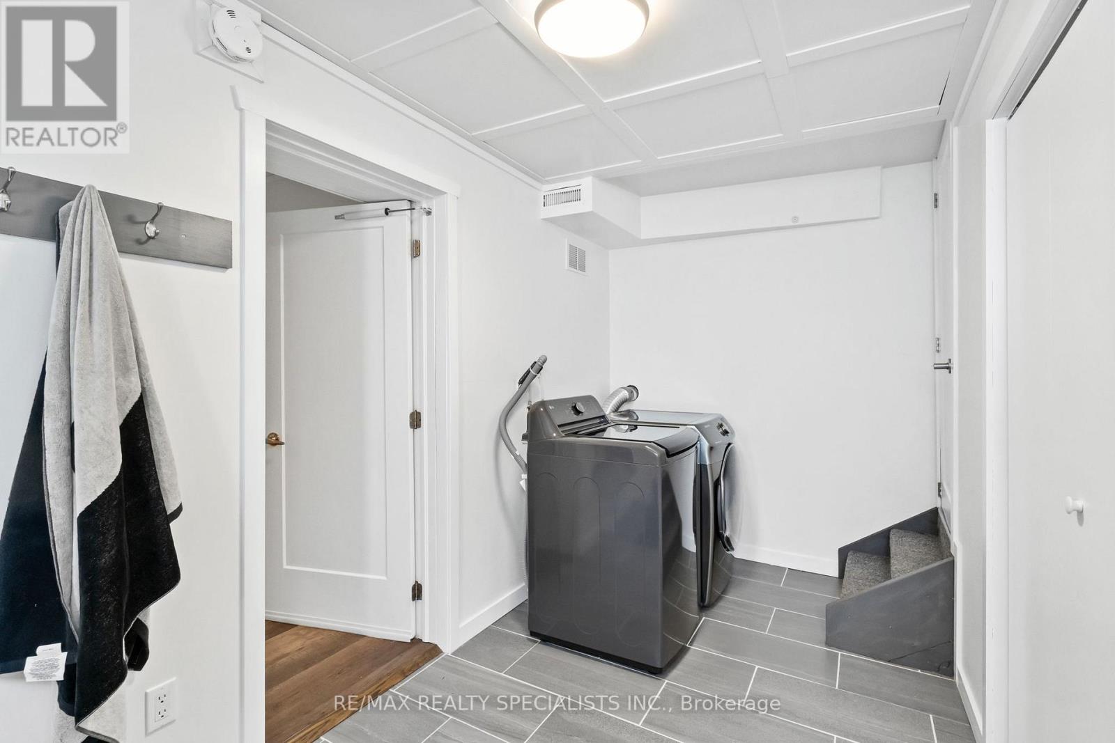 159 HILLSIDE AVENUE - 29