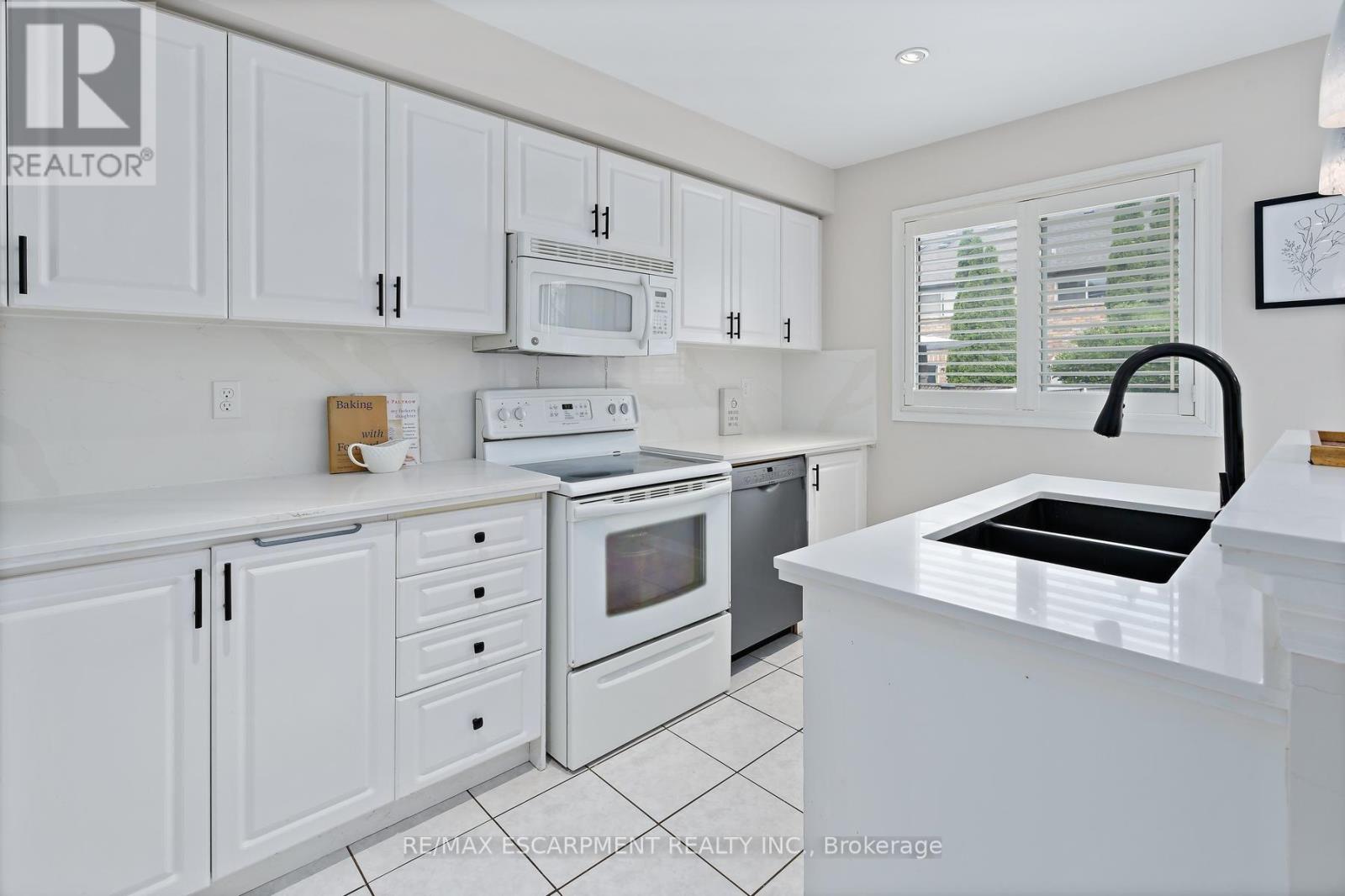 5111 SILVERCREEK DRIVE - Image 12