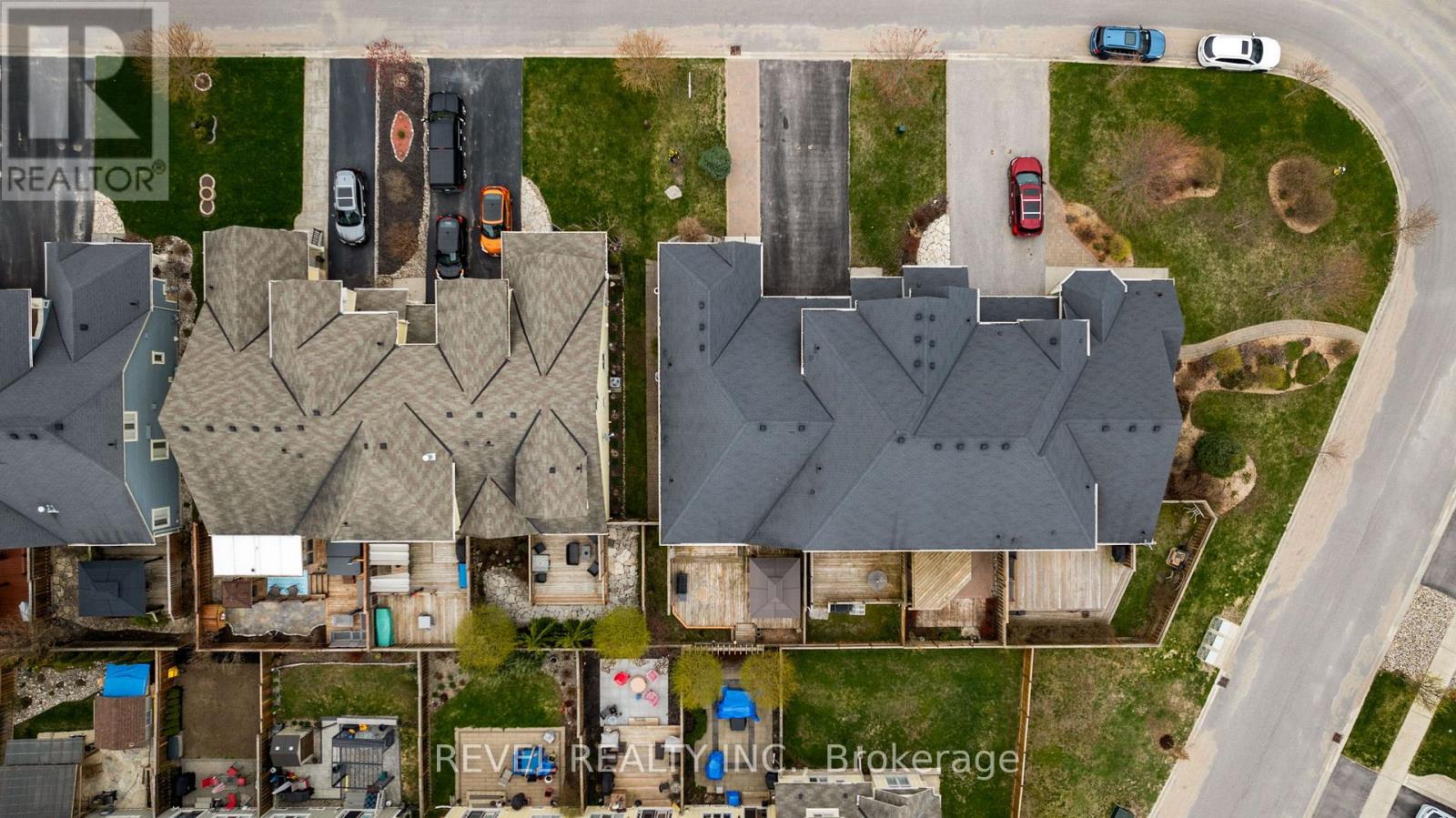 42 SANDY COAST CRESCENT - 38