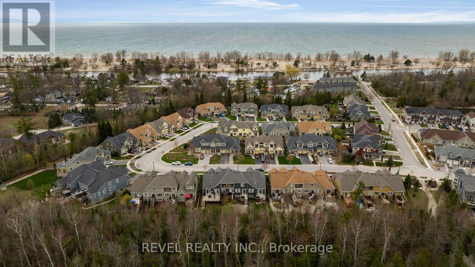 42 SANDY COAST CRESCENT - 32