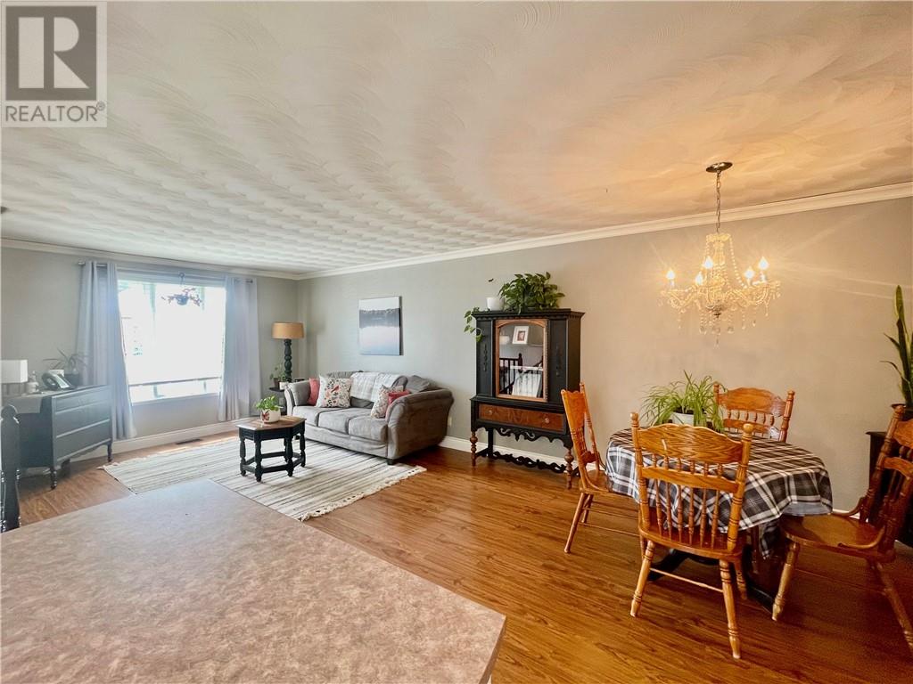 6 Oakdale Street - 15