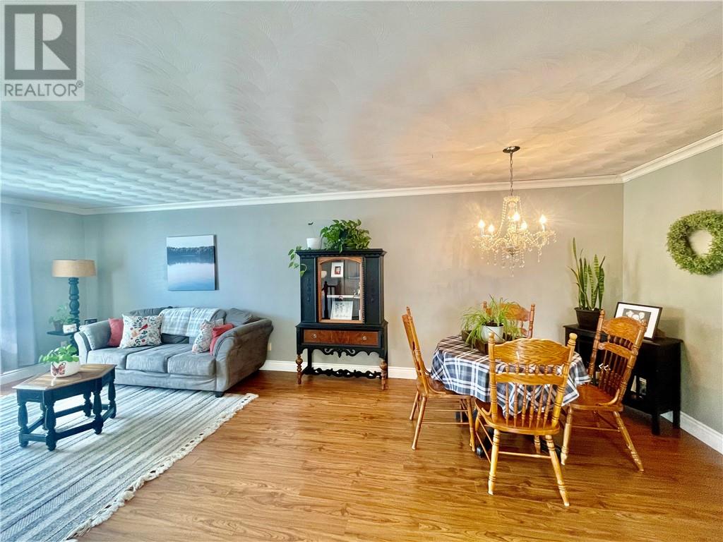 6 Oakdale Street - 16