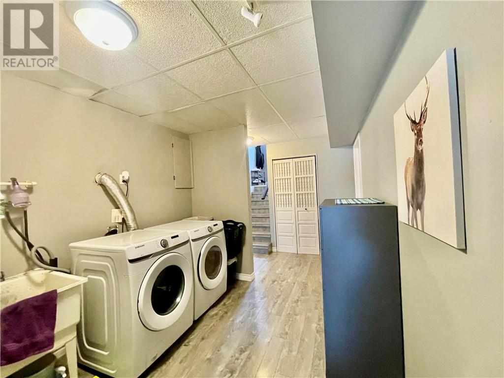 6 Oakdale Street - 35