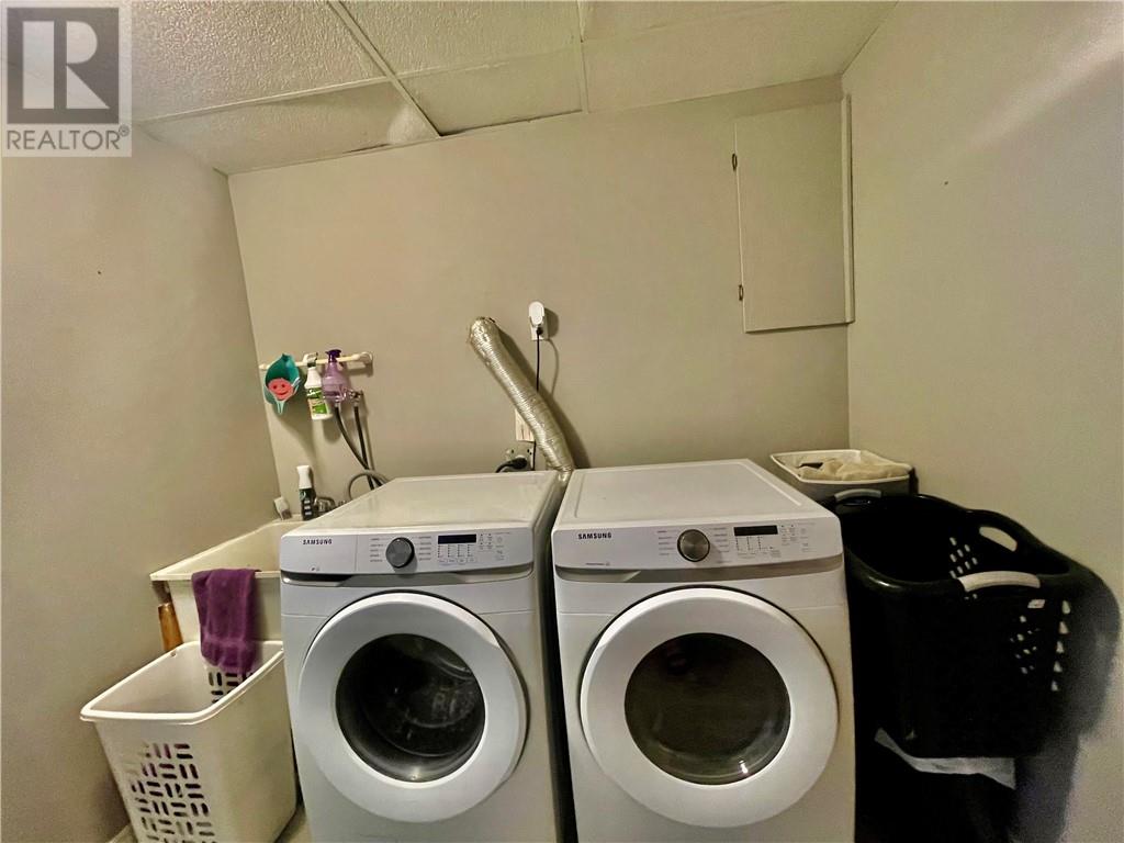 6 Oakdale Street - 36