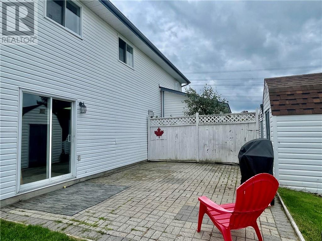 6 Oakdale Street - 52