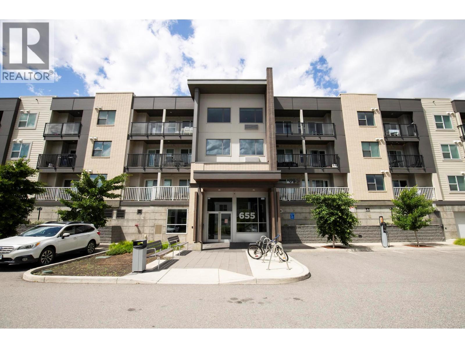 111 655 Academy Way, Kelowna