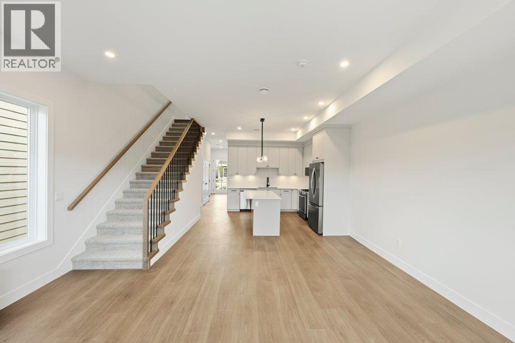 395 Chardonnay Avenue, Oliver