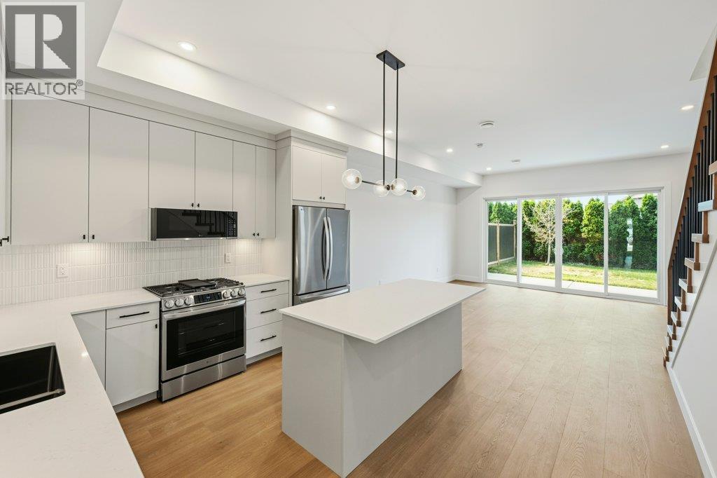 395 Chardonnay Avenue, Oliver