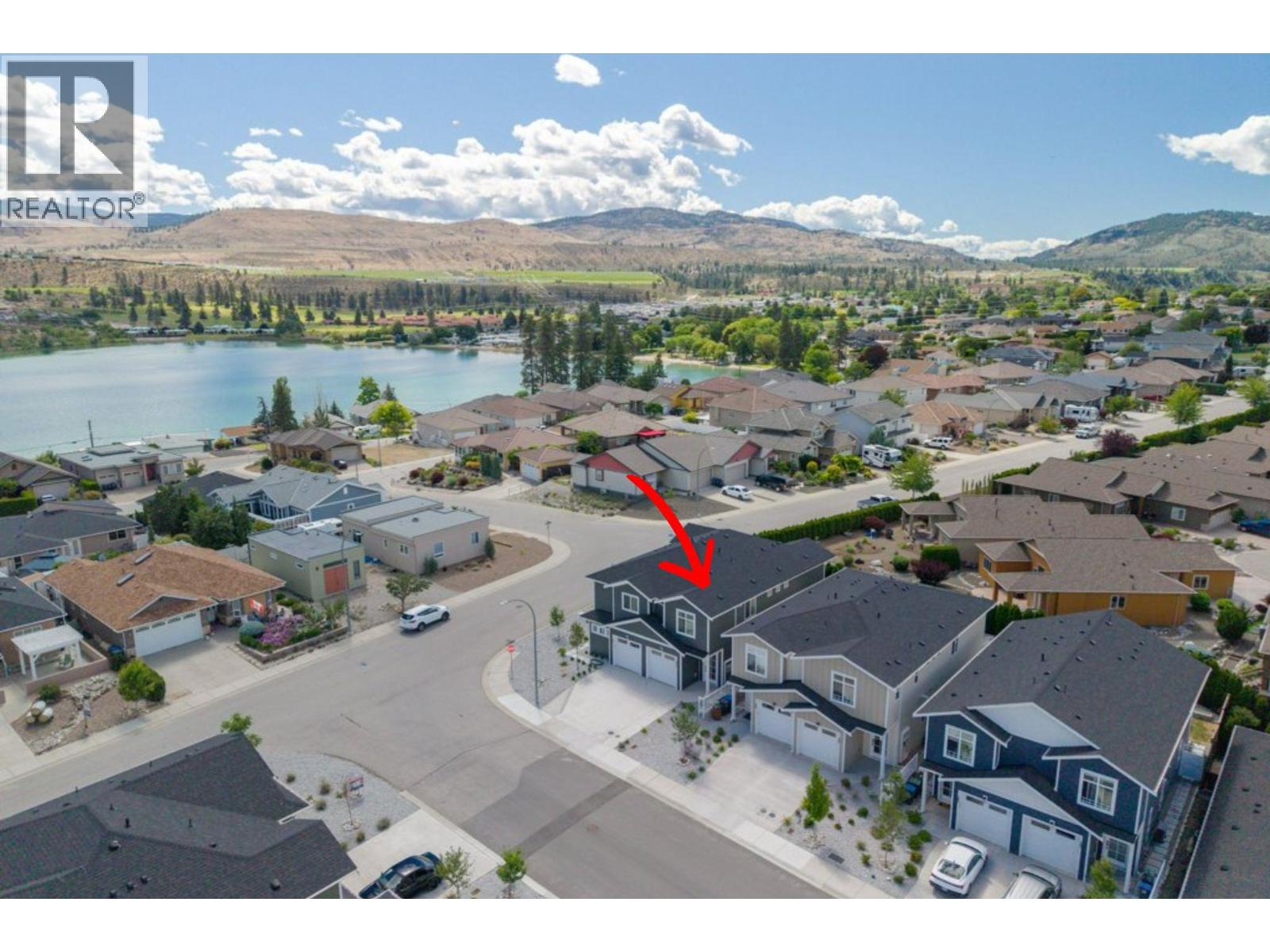 395 Chardonnay Avenue, Oliver