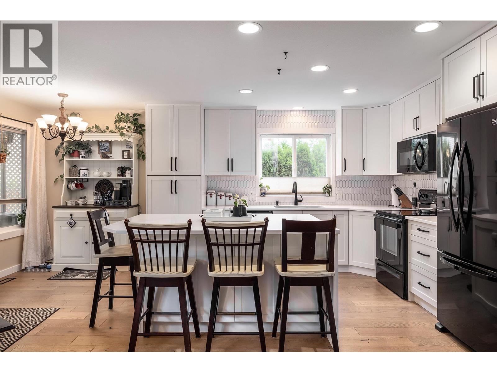 #140 2220 Shannon Ridge Drive - 8