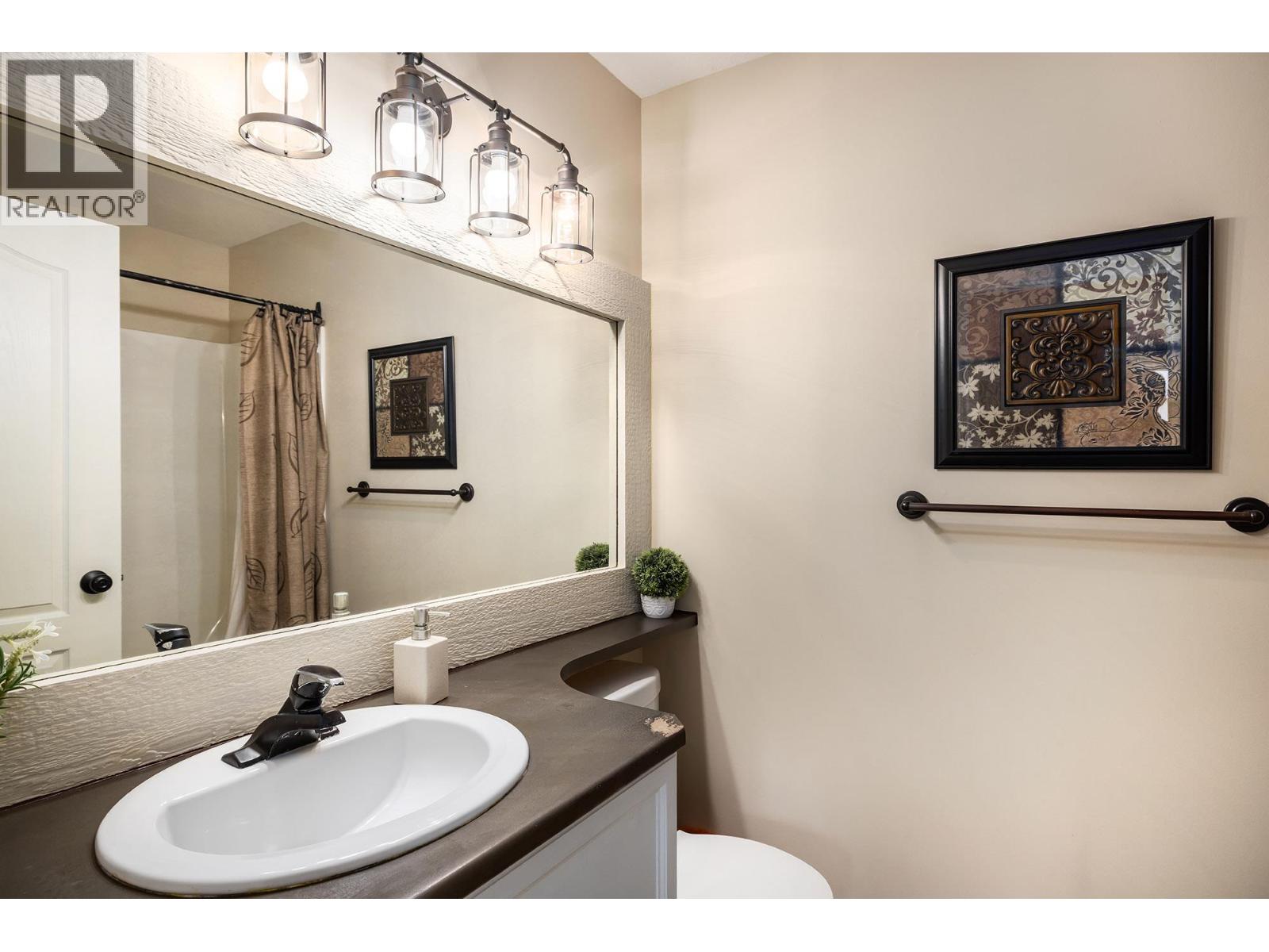 #140 2220 Shannon Ridge Drive - 18