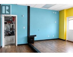1055 Victoria Street, Kamloops, BC V2C2C3 Photo 13