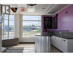 1055 Victoria Street, Kamloops, BC V2C2C3 Photo 9