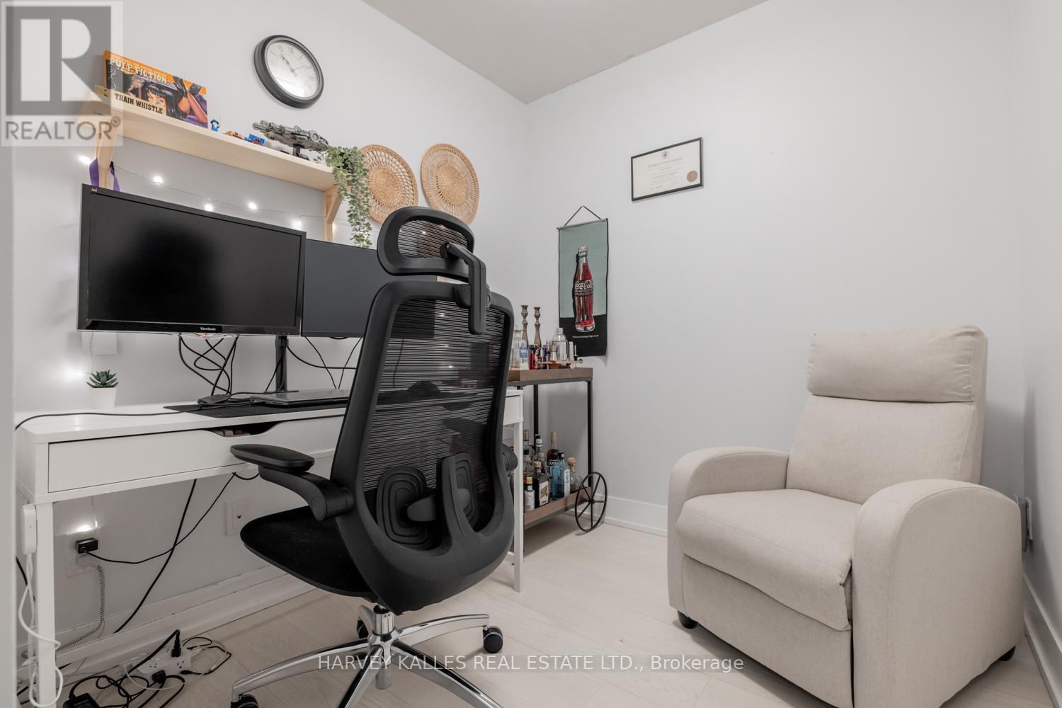 #202 68 MERTON STREET - 11