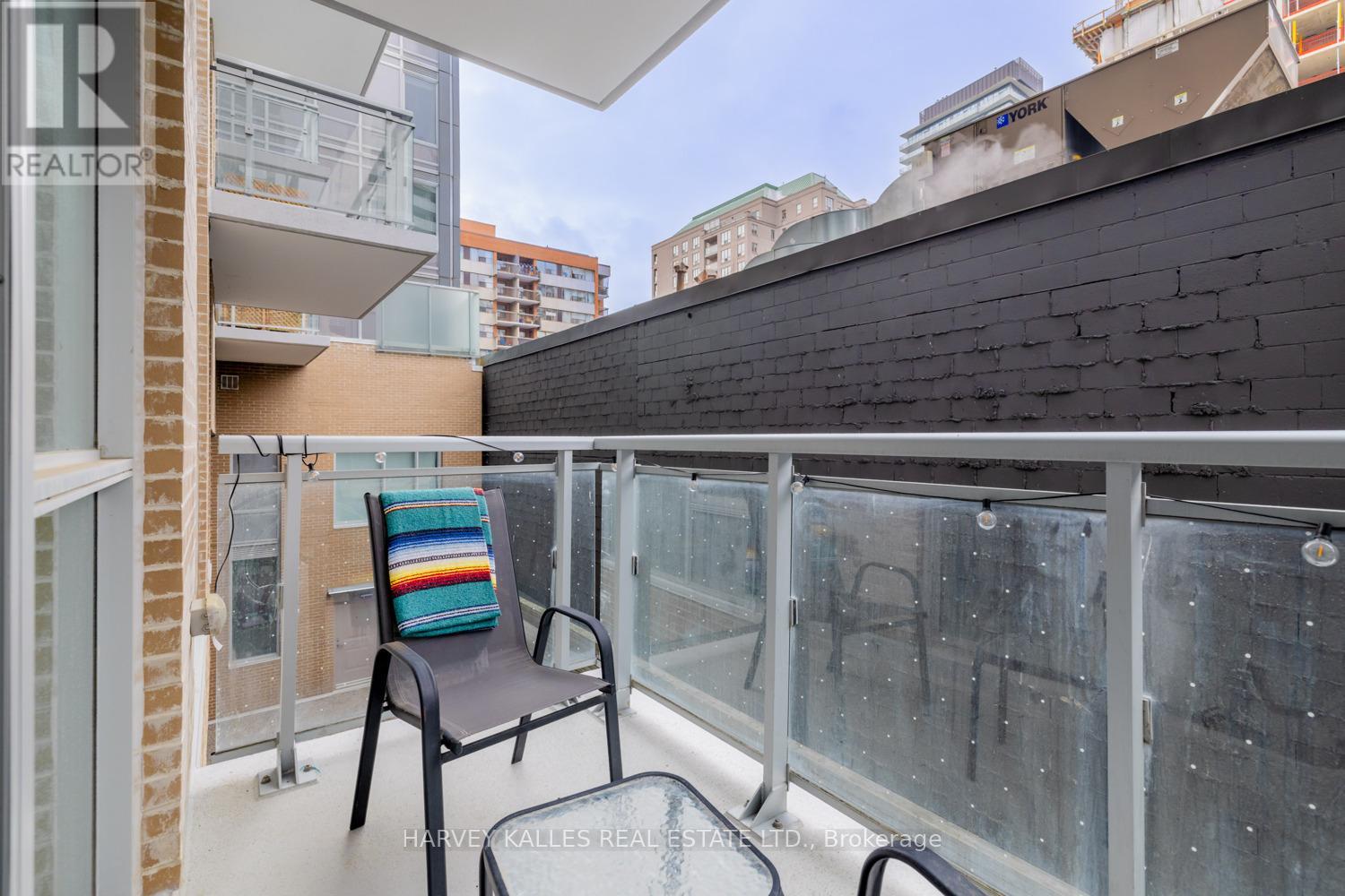 #202 68 MERTON STREET - 13