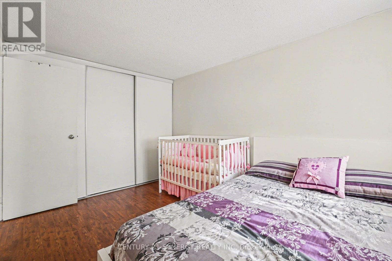 4 Bed, 2 Bath House for Sale in Ottawa – 73 – 1239 BOWMOUNT STREET, Ottawa – MLS# X13048932 - Image 37