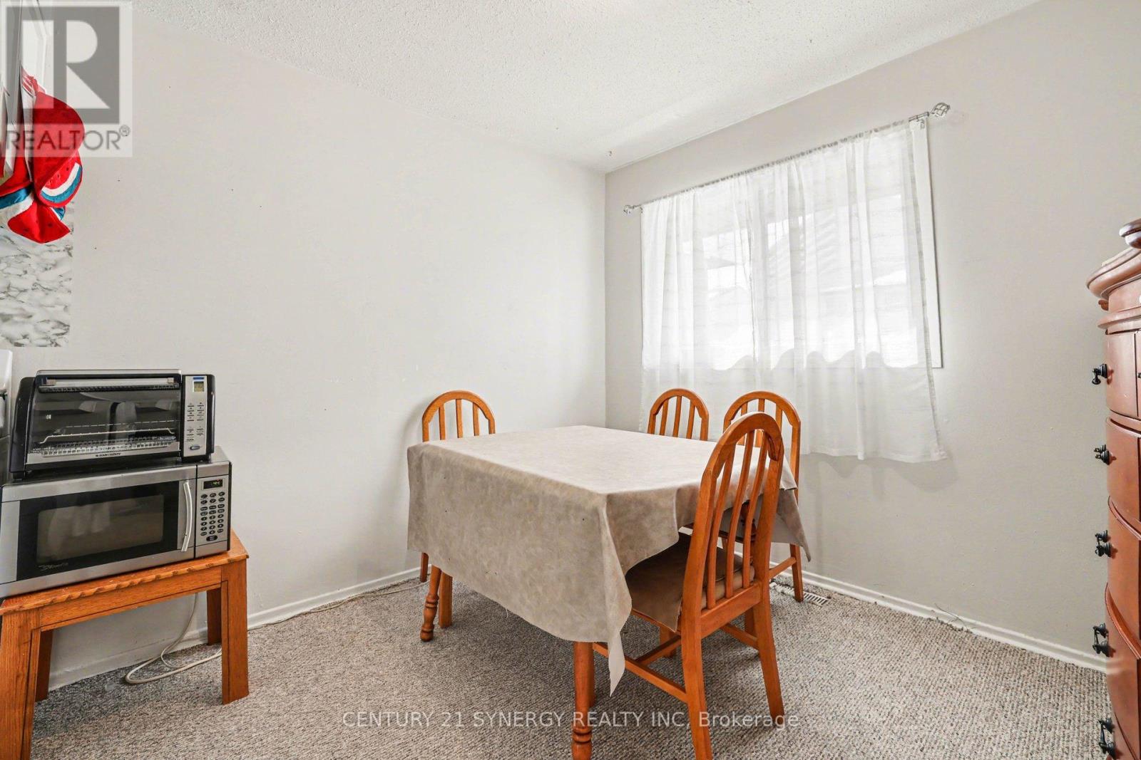 4 Bed, 2 Bath House for Sale in Ottawa – 73 – 1239 BOWMOUNT STREET, Ottawa – MLS# X13048932 - Image 21