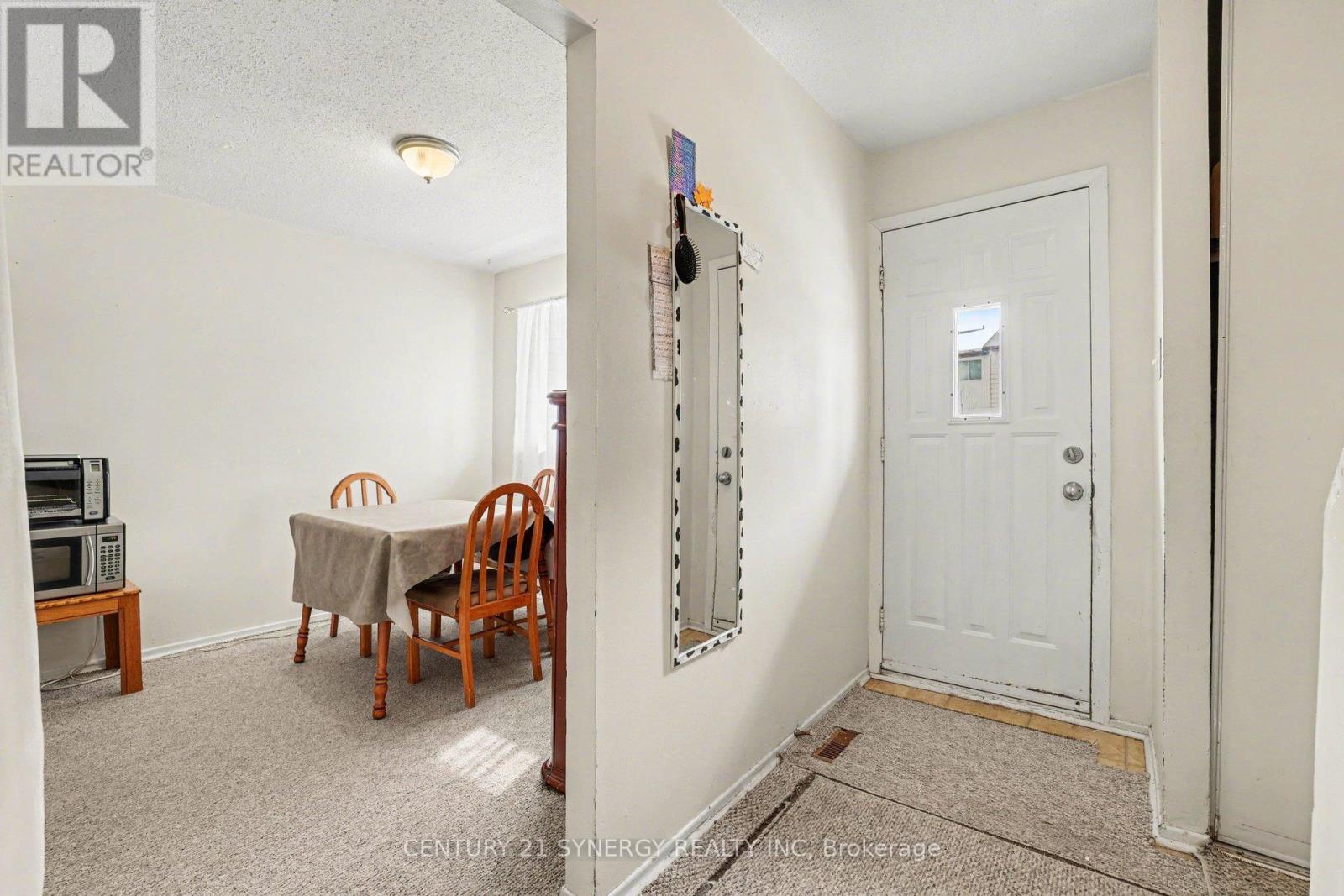 4 Bed, 2 Bath House for Sale in Ottawa – 73 – 1239 BOWMOUNT STREET, Ottawa – MLS# X13048932 - Image 7