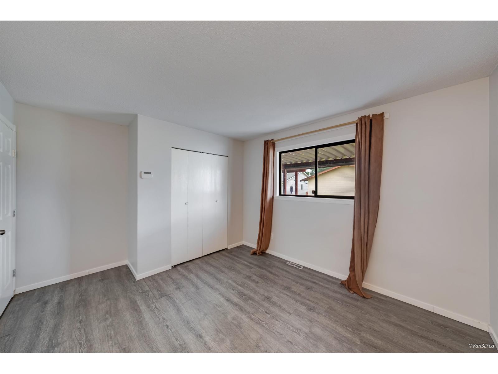 4 Bed, 2 Bath House for Sale in Langley – 27549 31A AVENUE, Langley – MLS# R3148966 - Image 10