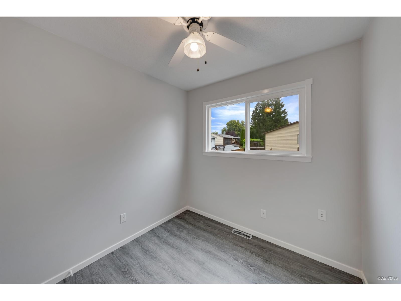 4 Bed, 2 Bath House for Sale in Langley – 27549 31A AVENUE, Langley – MLS# R3148966 - Image 11