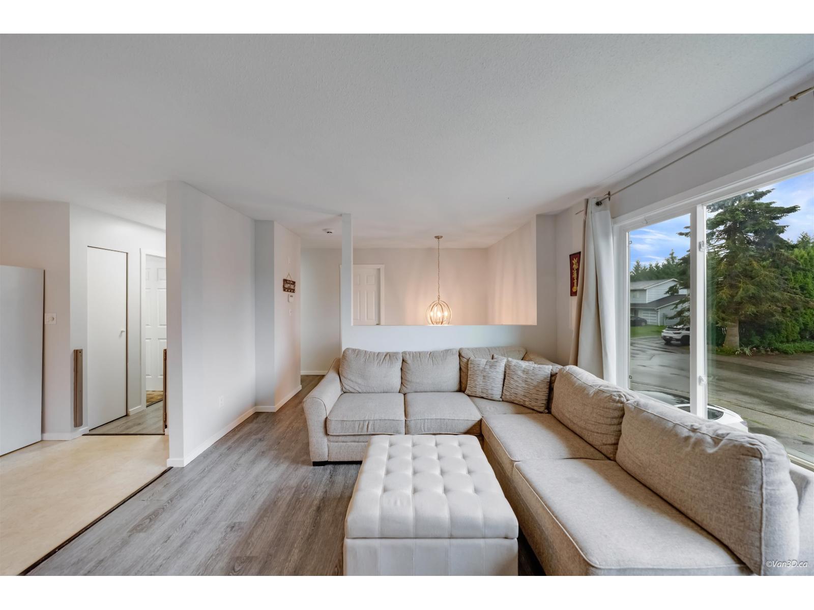 4 Bed, 2 Bath House for Sale in Langley – 27549 31A AVENUE, Langley – MLS# R3148966 - Image 15
