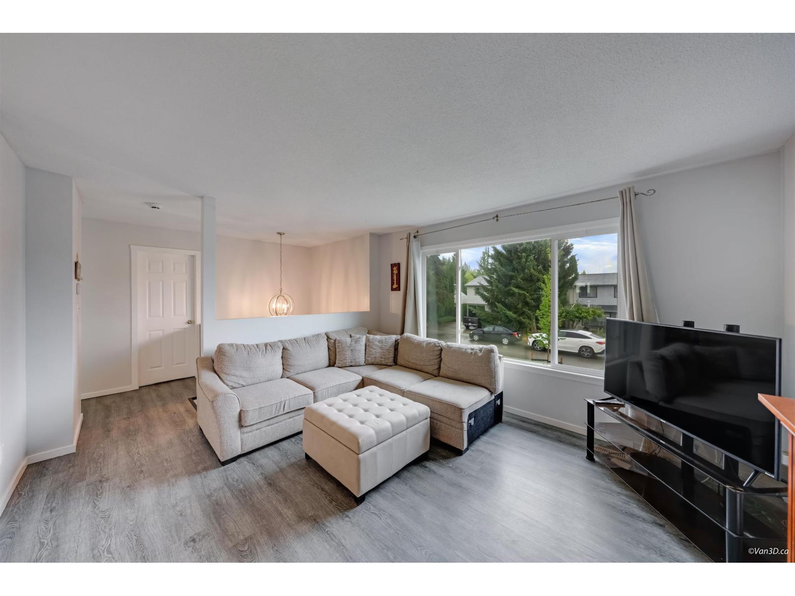 4 Bed, 2 Bath House for Sale in Langley – 27549 31A AVENUE, Langley – MLS# R3148966 - Image 16