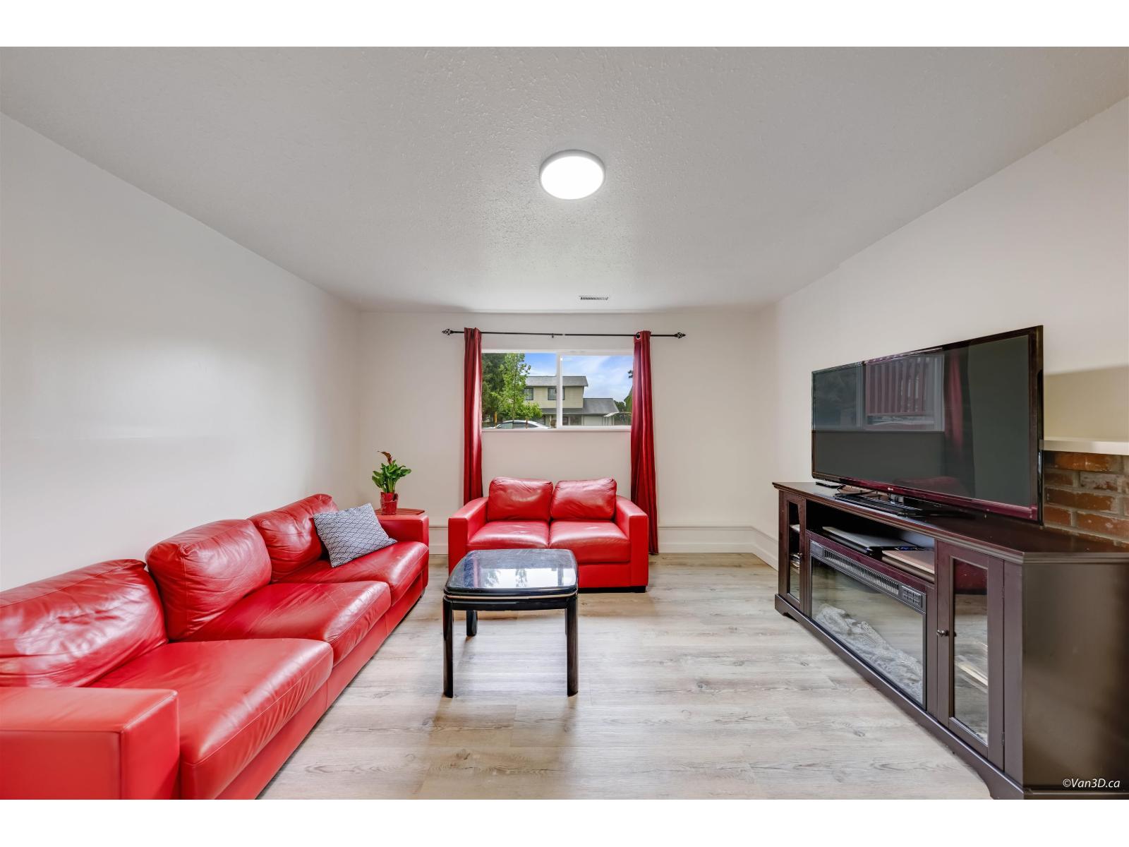 4 Bed, 2 Bath House for Sale in Langley – 27549 31A AVENUE, Langley – MLS# R3148966 - Image 19