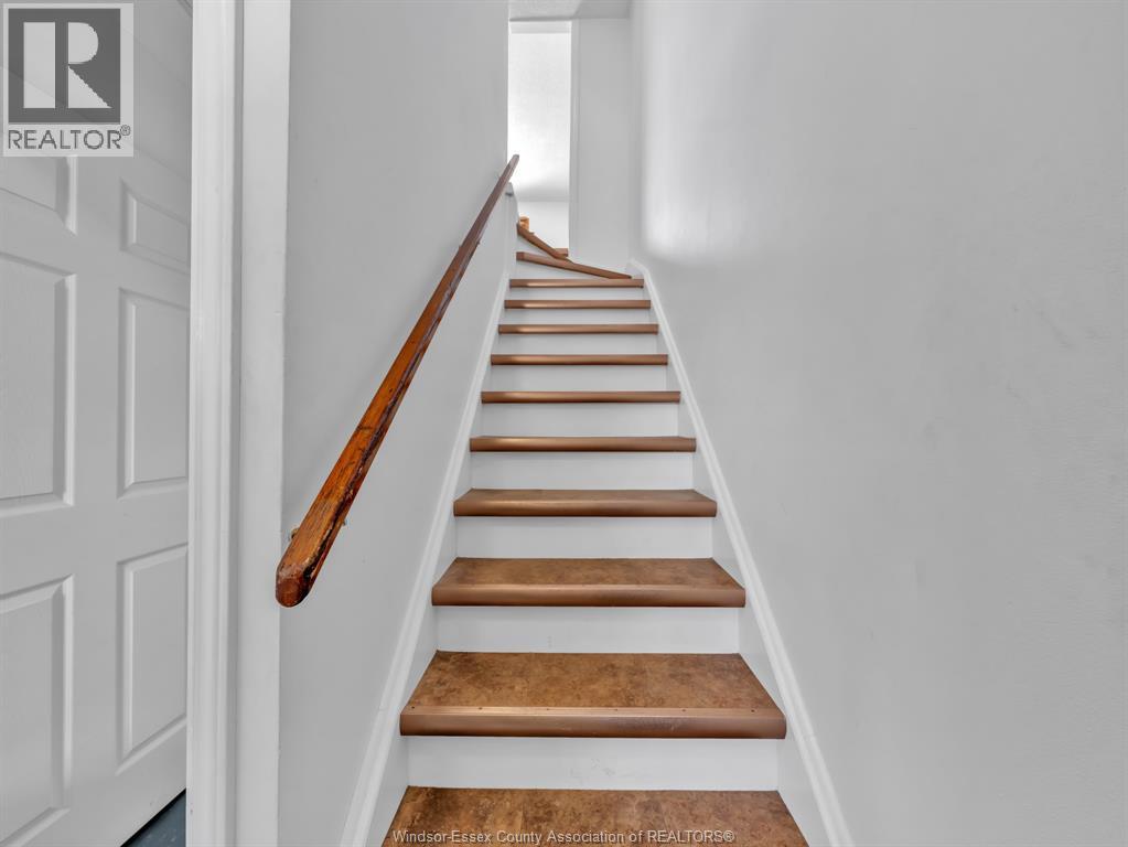 6312 THORNBERRY - 12